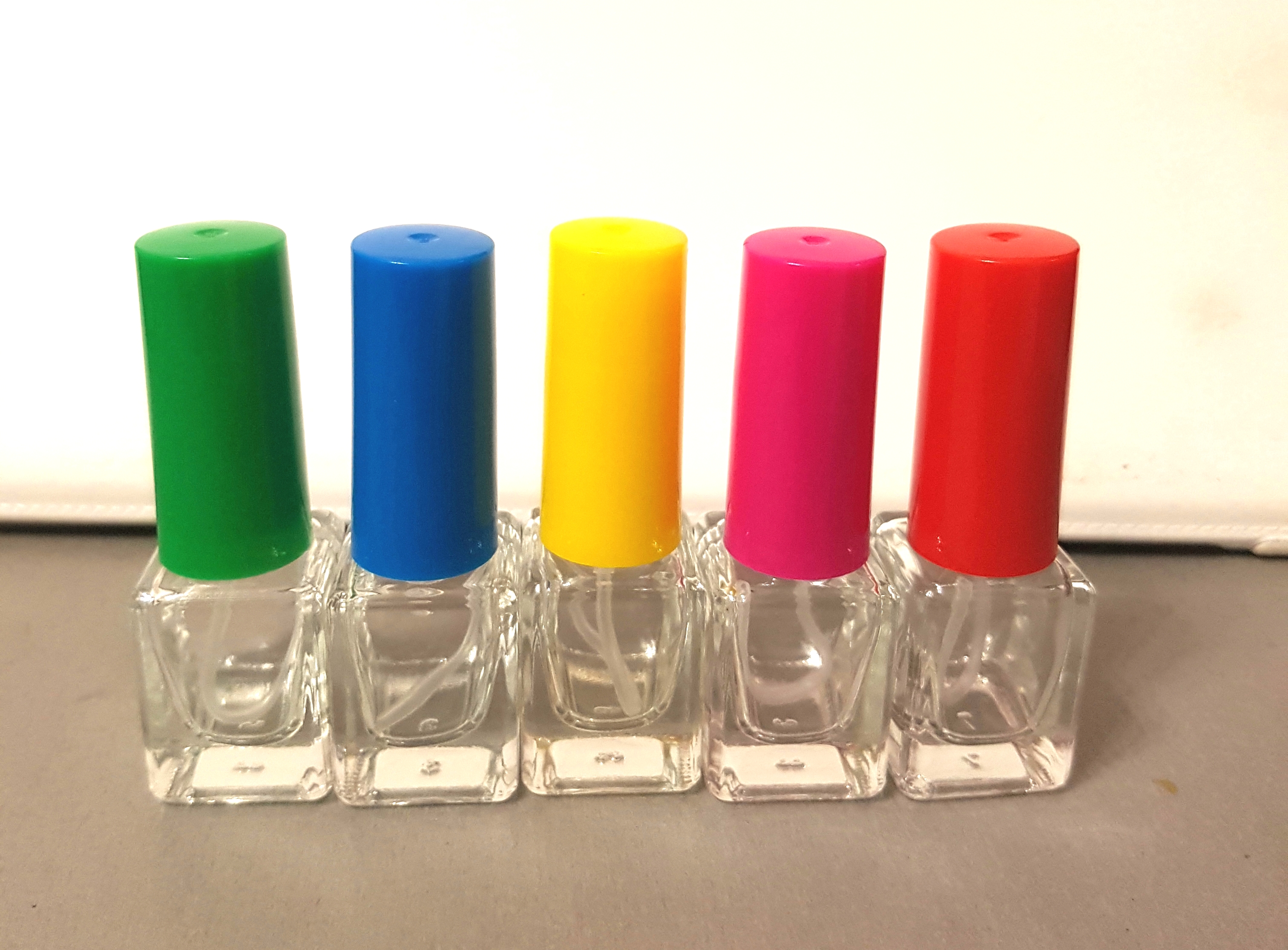 5 мл стекло микроспрей  пластиковый  (цветной)  