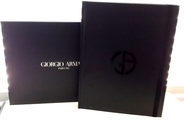 Giorgio Armani блокнот в коробке (размер блокнота 17*22,5 см) 1100 р