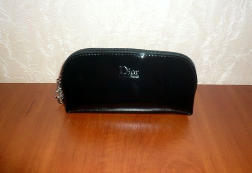 Dior лак черная (с подвеской) № 1 17*8*5,5 см