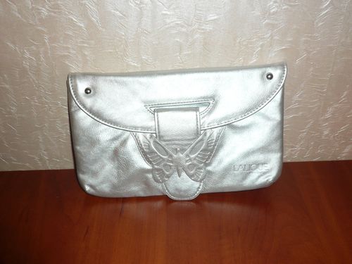 Косметичка-клатч Lalique под кожу 24,5*15 см 700 р