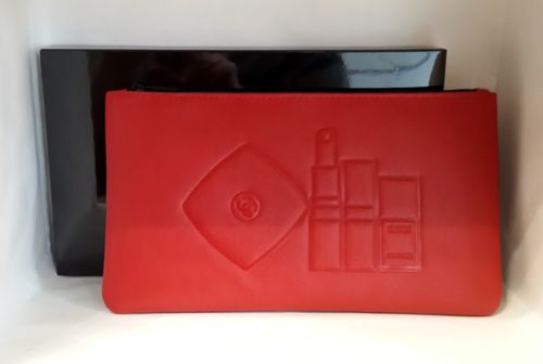 Chanel Косметичка красная средняя в коробке (22*13см) 1800 р доб.17.04
